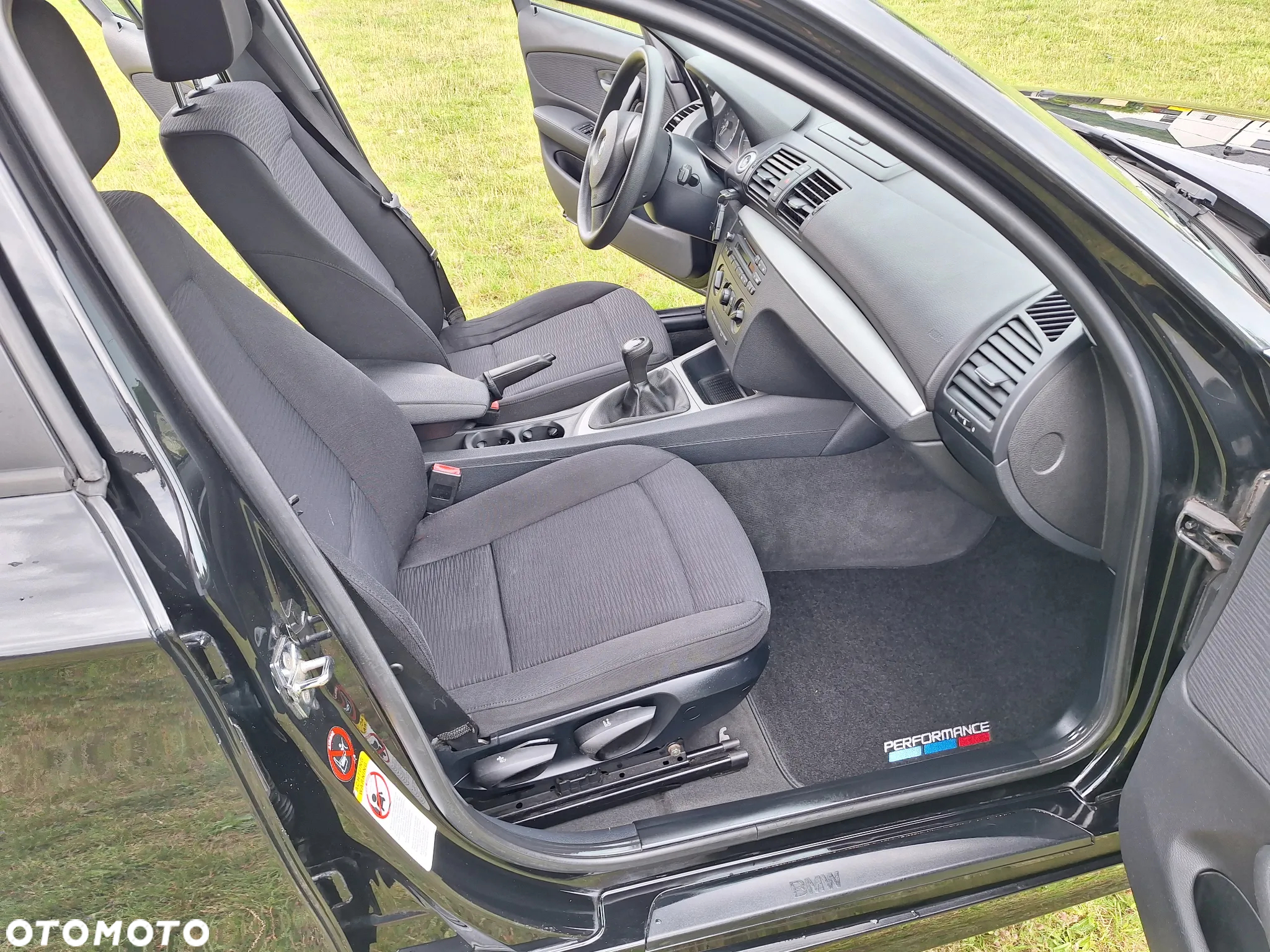 BMW Seria 1 116i - 21