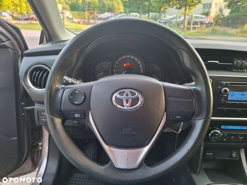 Toyota Auris 1.33 VVT-i Active - 25