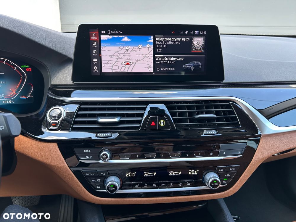 BMW Seria 5 520d - 26