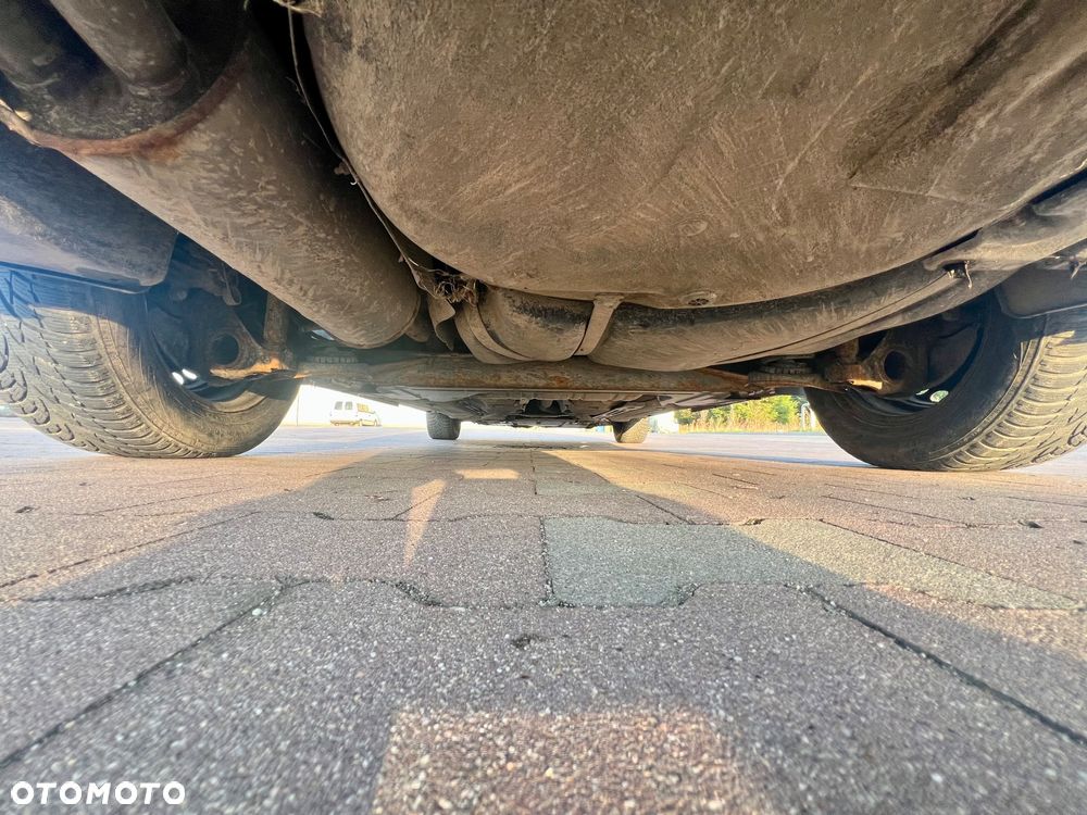 Volkswagen Passat - 21