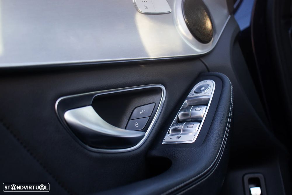 Mercedes-Benz C 220 d 4Matic 9G-TRONIC AMG Line - 15