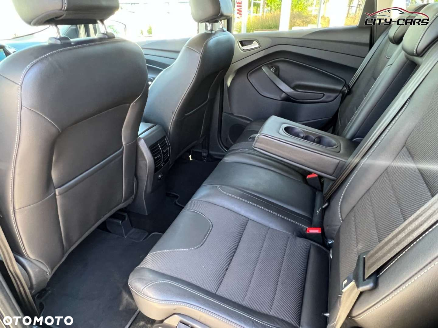 Ford Kuga - 25