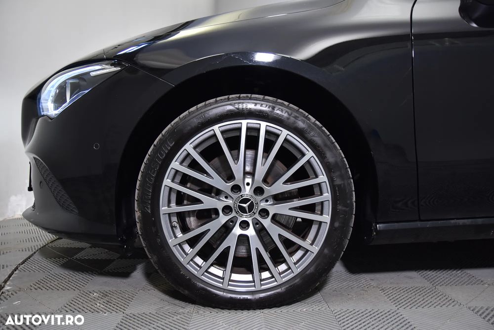 Mercedes-Benz CLA 250 e Coupe - 13