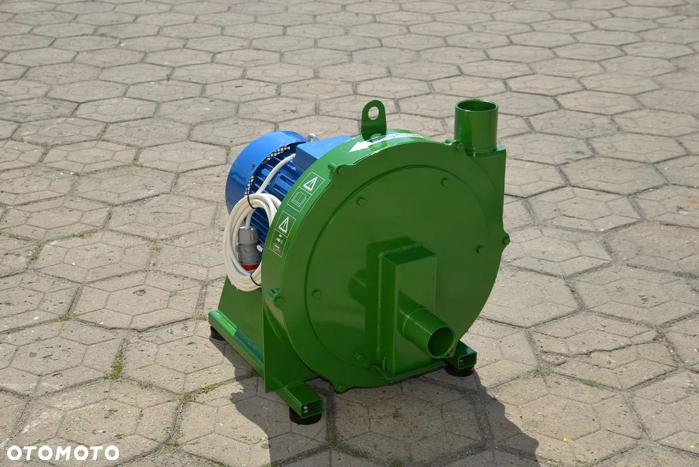 Śrutownik Rozdrabniacz bijakowy ssąco – tłoczący M-Rol  H122/5 o mocy 7,5kW - 1