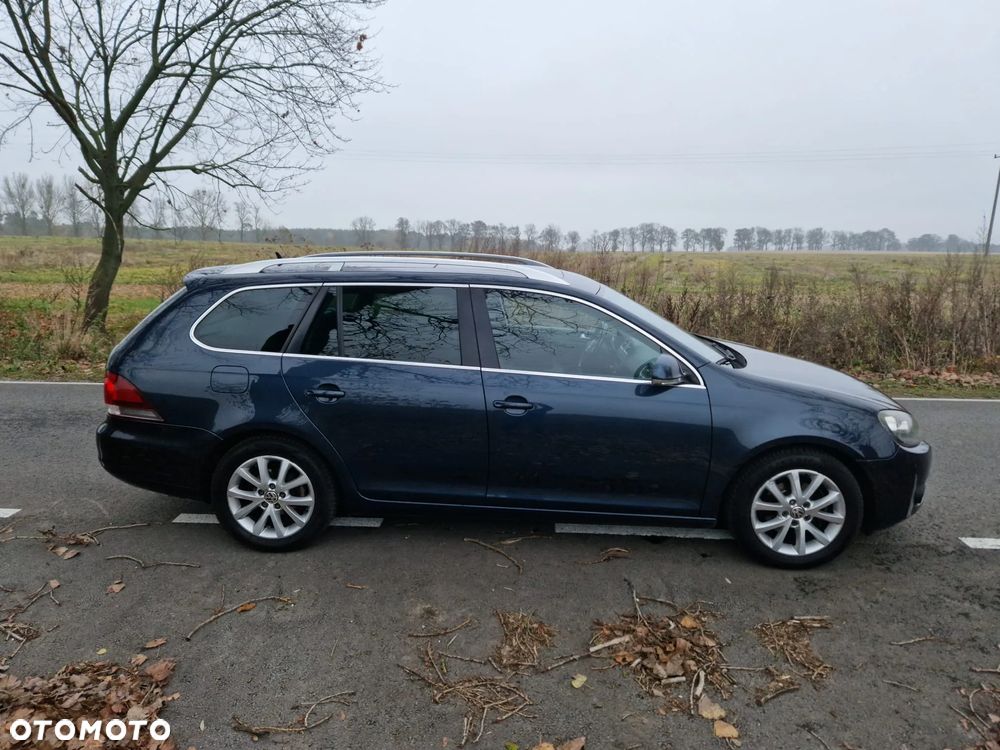 Volkswagen Golf 1.6 TDI DPF Highline - 7