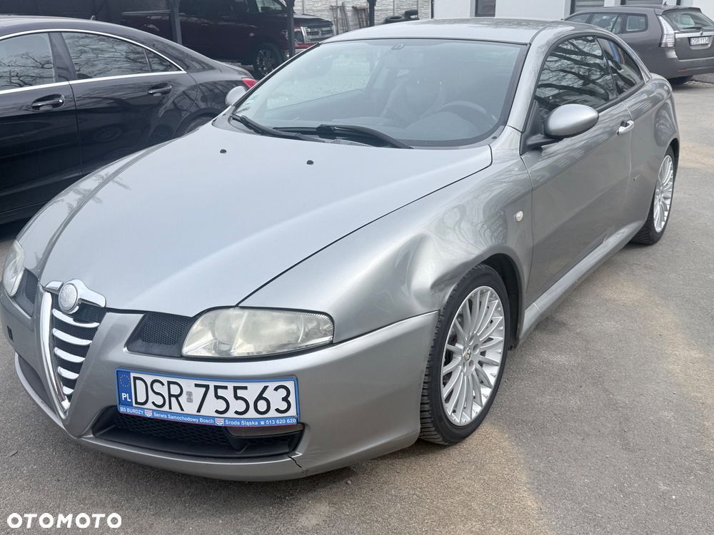 Alfa Romeo GT - 1