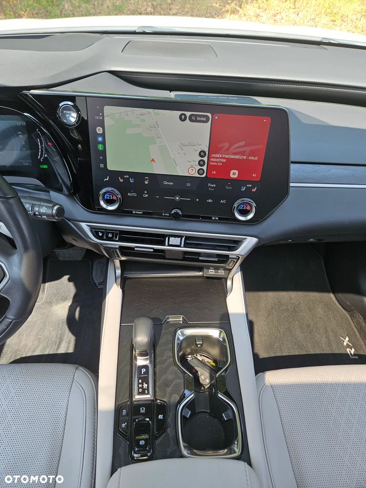 Lexus RX 350h Prestige - 28
