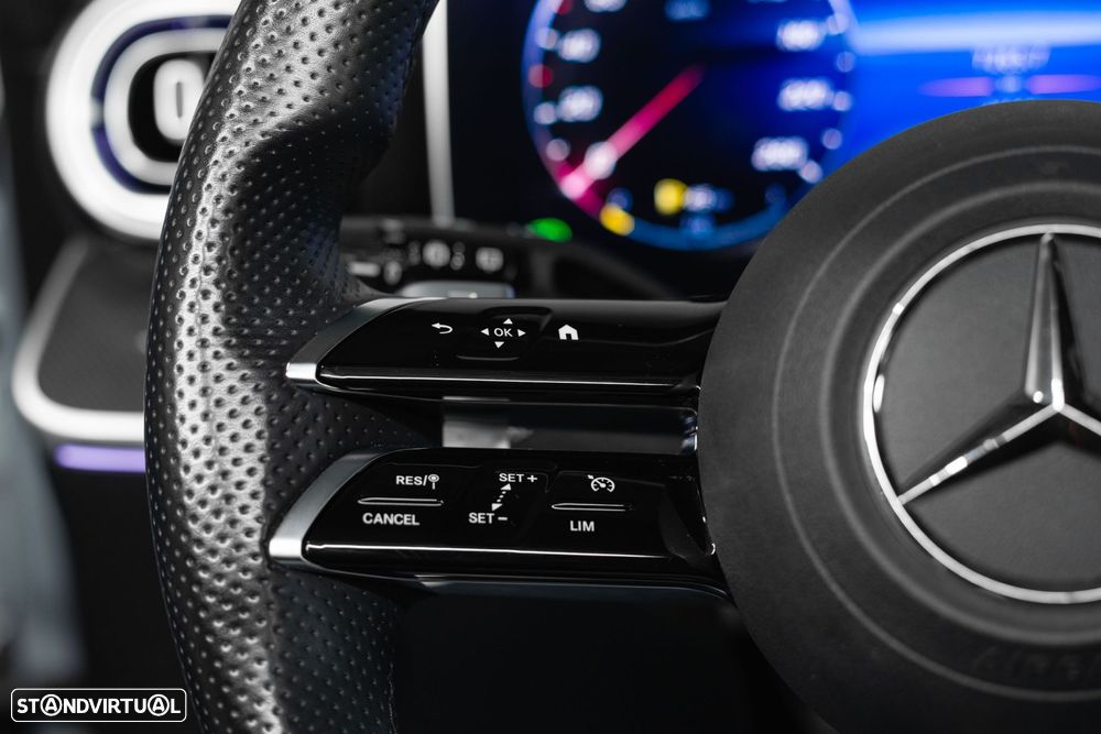 Mercedes-Benz C 300 e T 9G-TRONIC AMG Line - 8