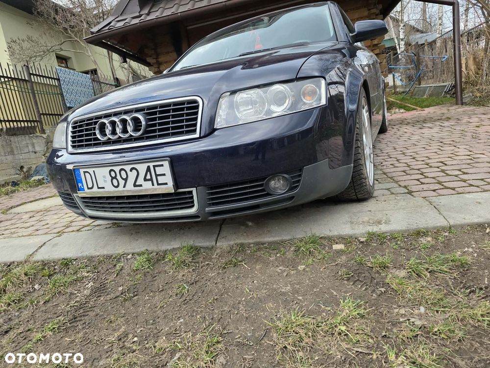 Audi A4 Limousine - 6