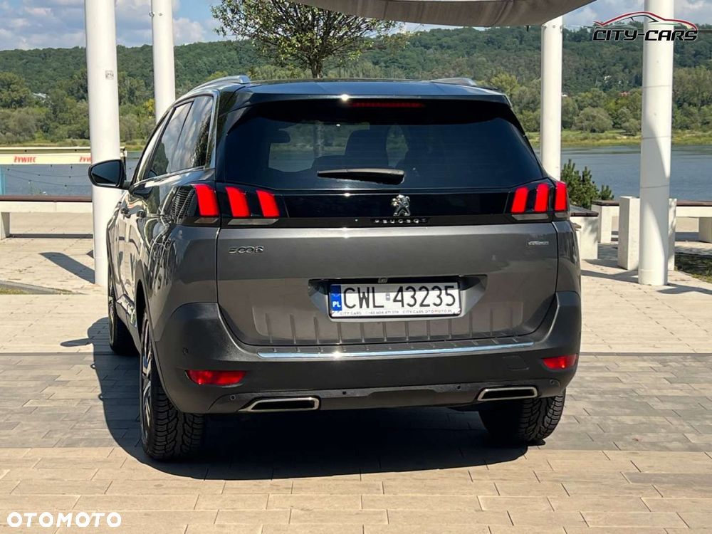 Peugeot 5008 - 32