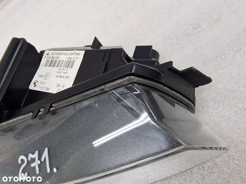 BMW E81 / E87 LIFT 07- PRAWY HALOGEN , NR 7181288 , NR AUKCJI H271 - 4