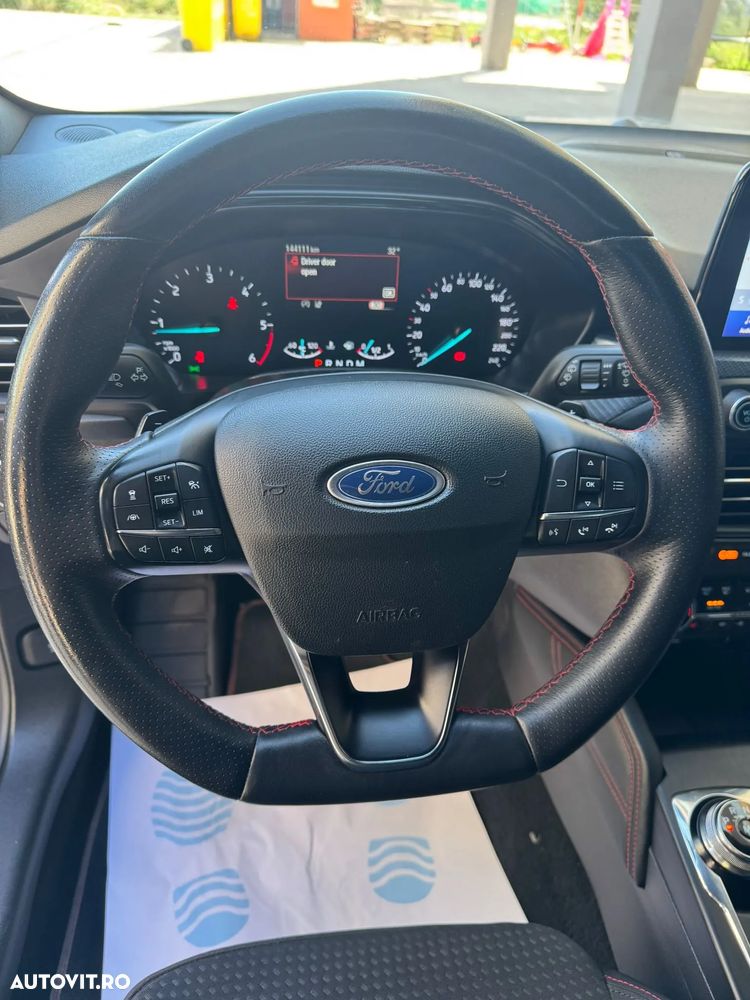 Ford Focus 1.5 EcoBlue Start-Stopp-System Aut. ST-LINE - 17