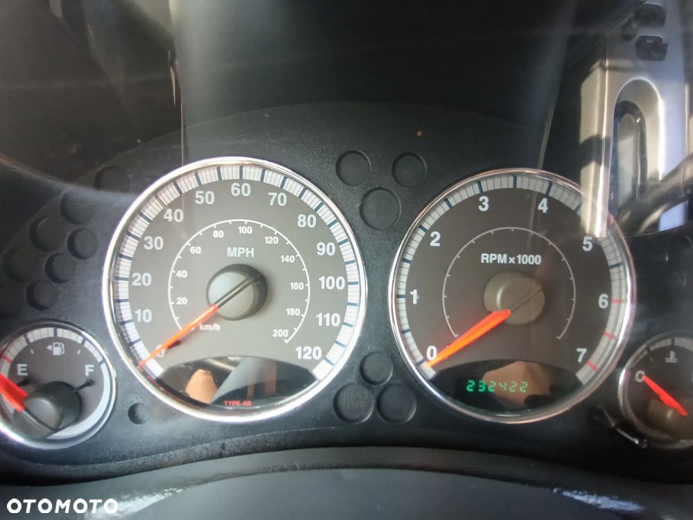 Jeep Liberty - 6