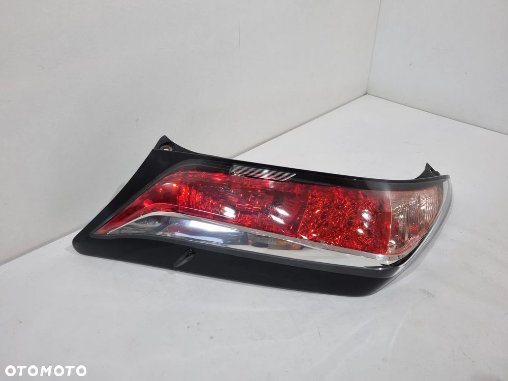 TOYOTA AYGO II LAMPA TYŁ LEWA EUROPA - 2