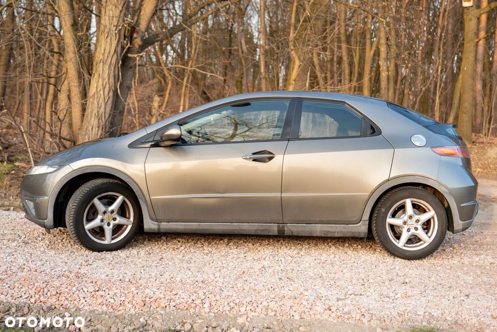 Honda Civic 1.8 Comfort - 6