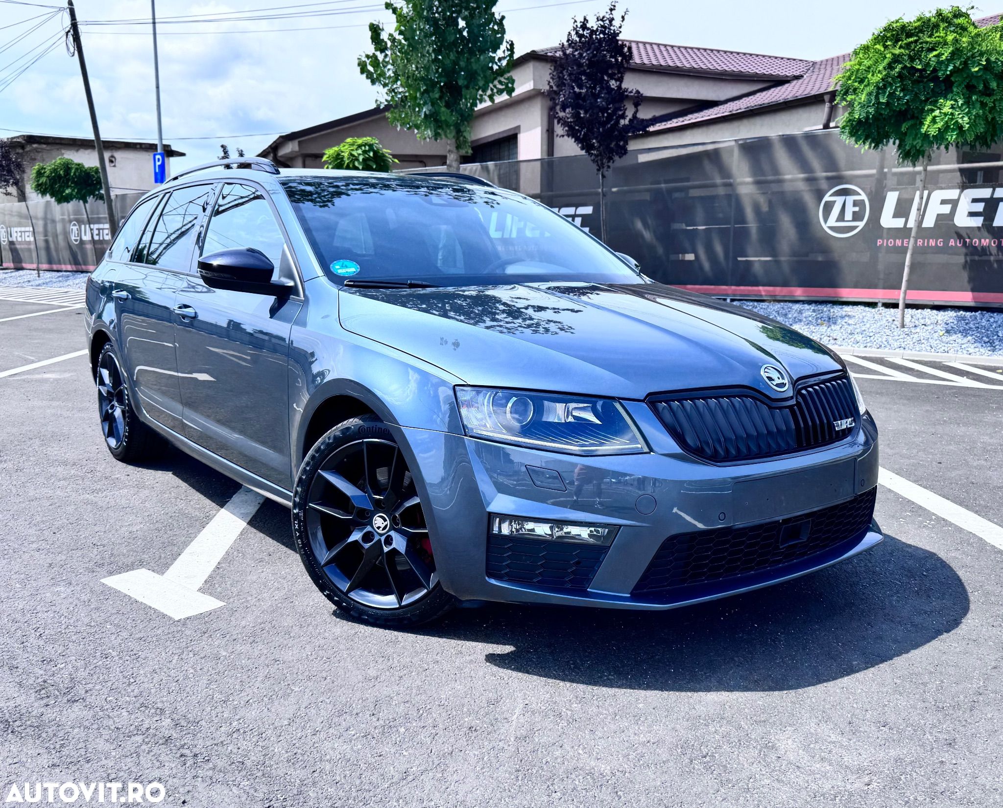 Skoda Octavia 2.0 TDI RS - 1