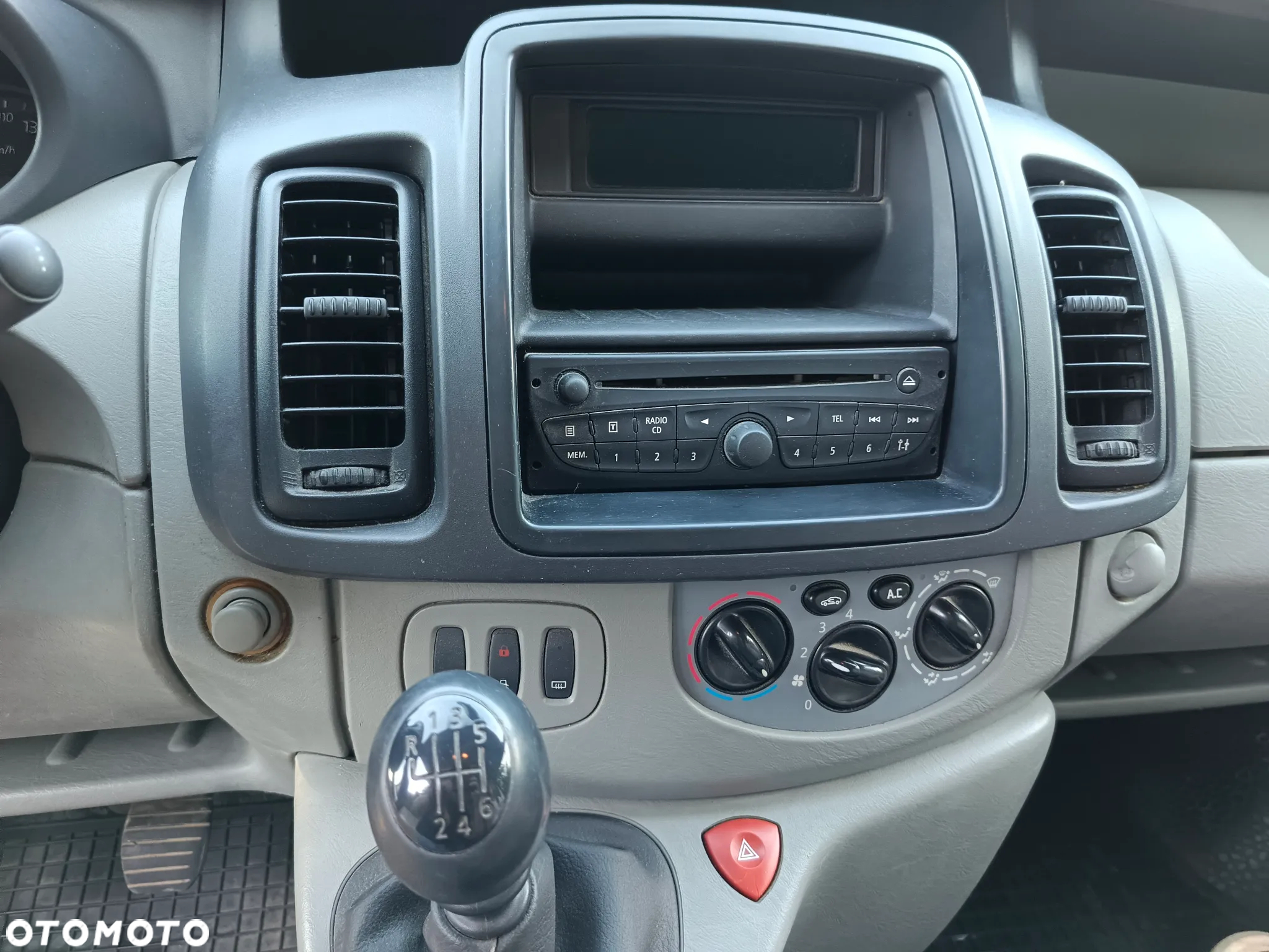 Renault TRAFIC - 14