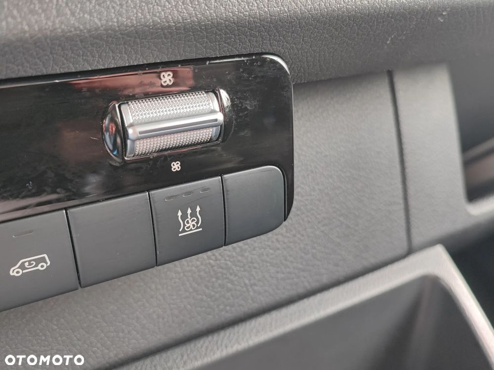 Mercedes-Benz Sprinter 319 V6 3.0 LED*Navi*Webasto - 25