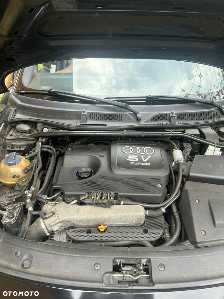 Audi TT Coupé 1.8T - 13