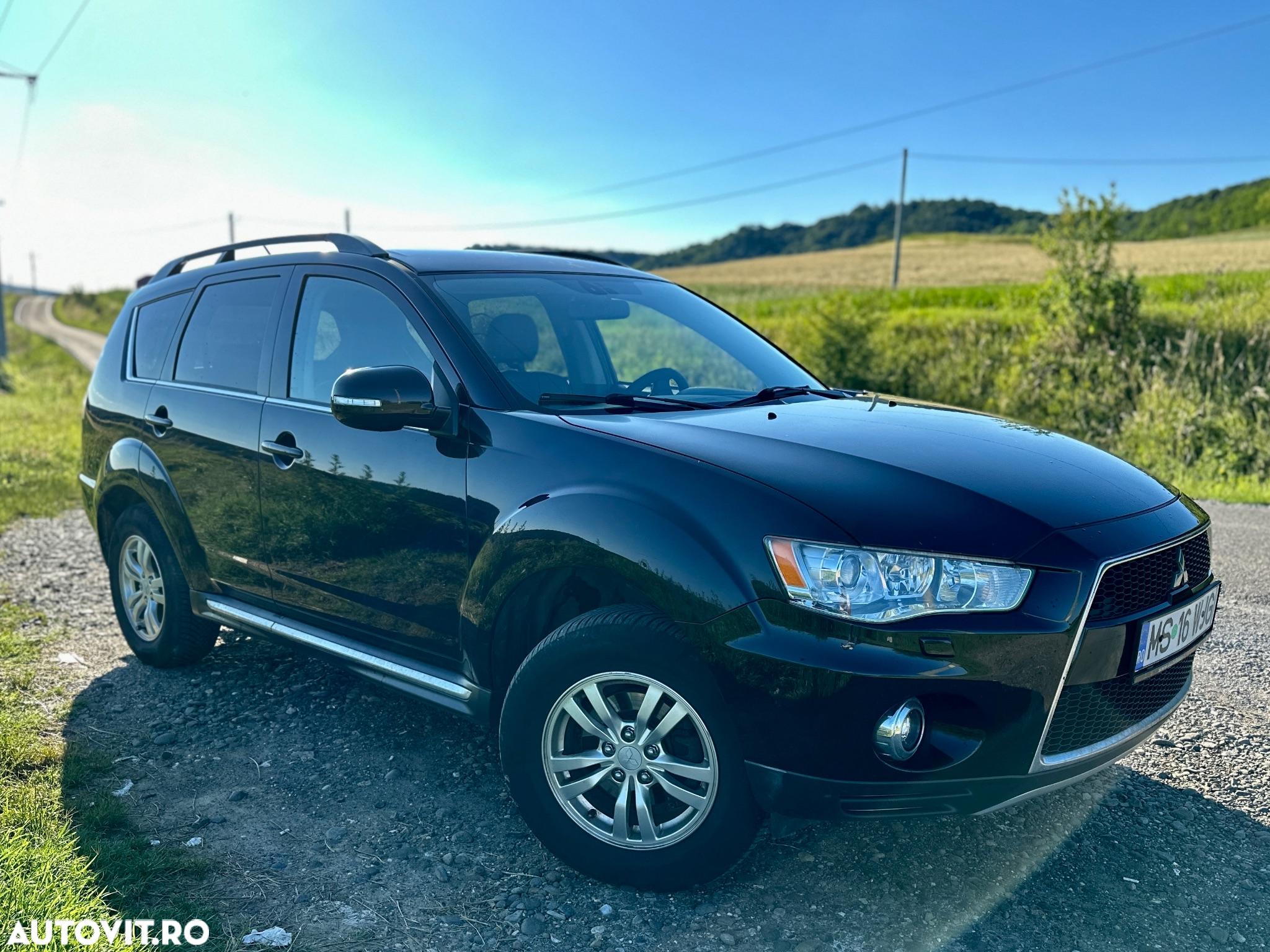 Mitsubishi Outlander - 7