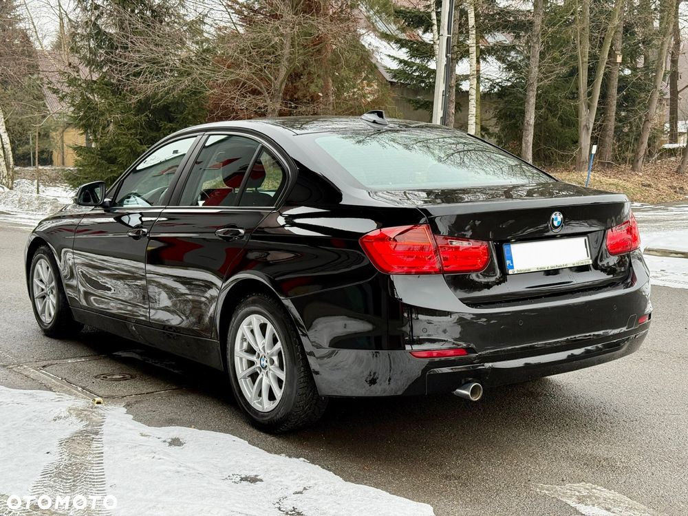 BMW Seria 3 316d - 5