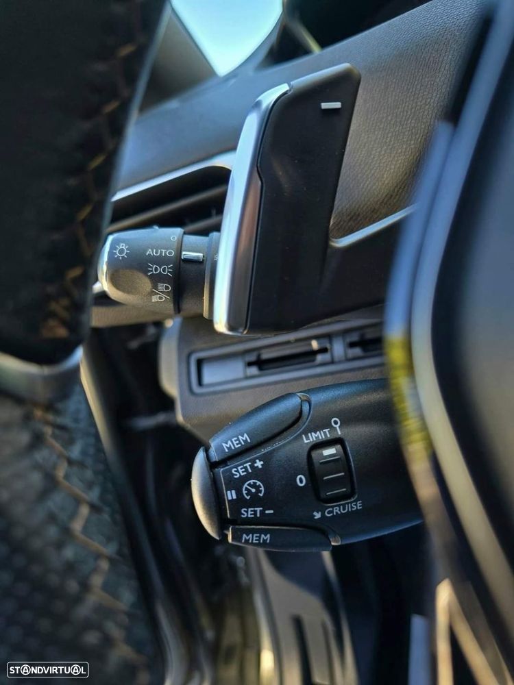 Peugeot 5008 1.5 BlueHDi GT Line J19 EAT8 - 15