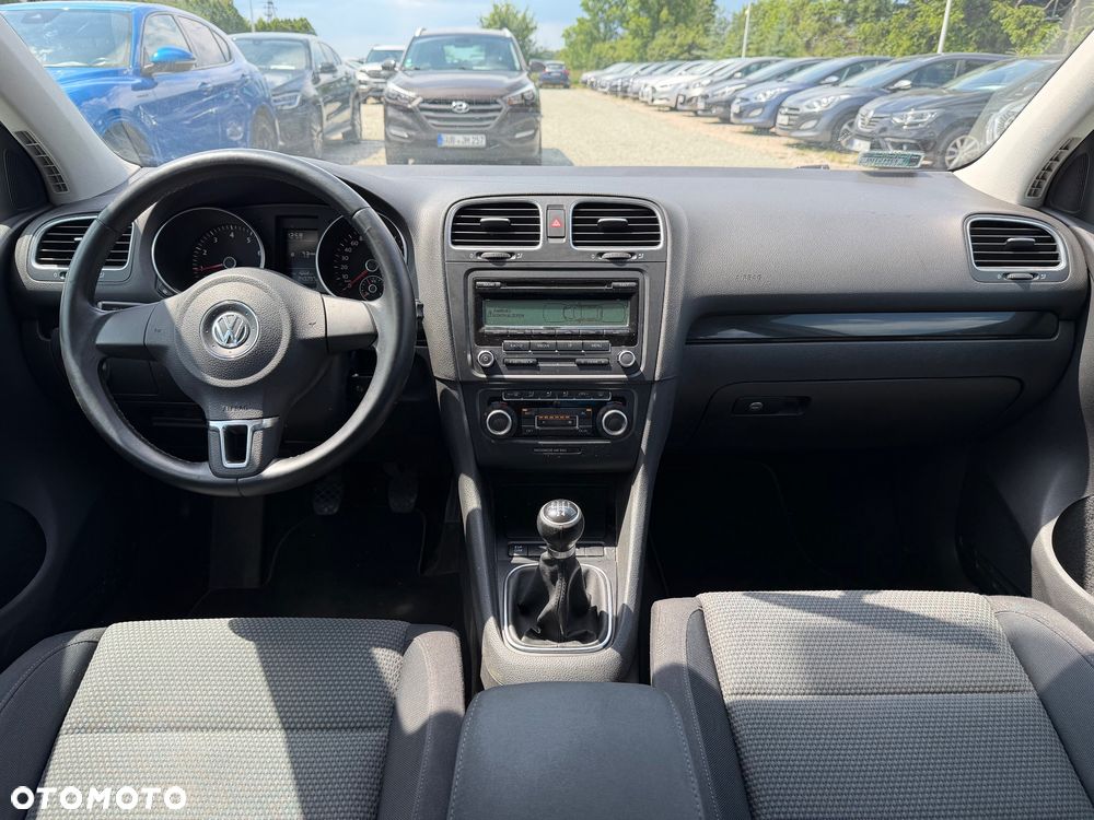 Volkswagen Golf 1.6 United - 24