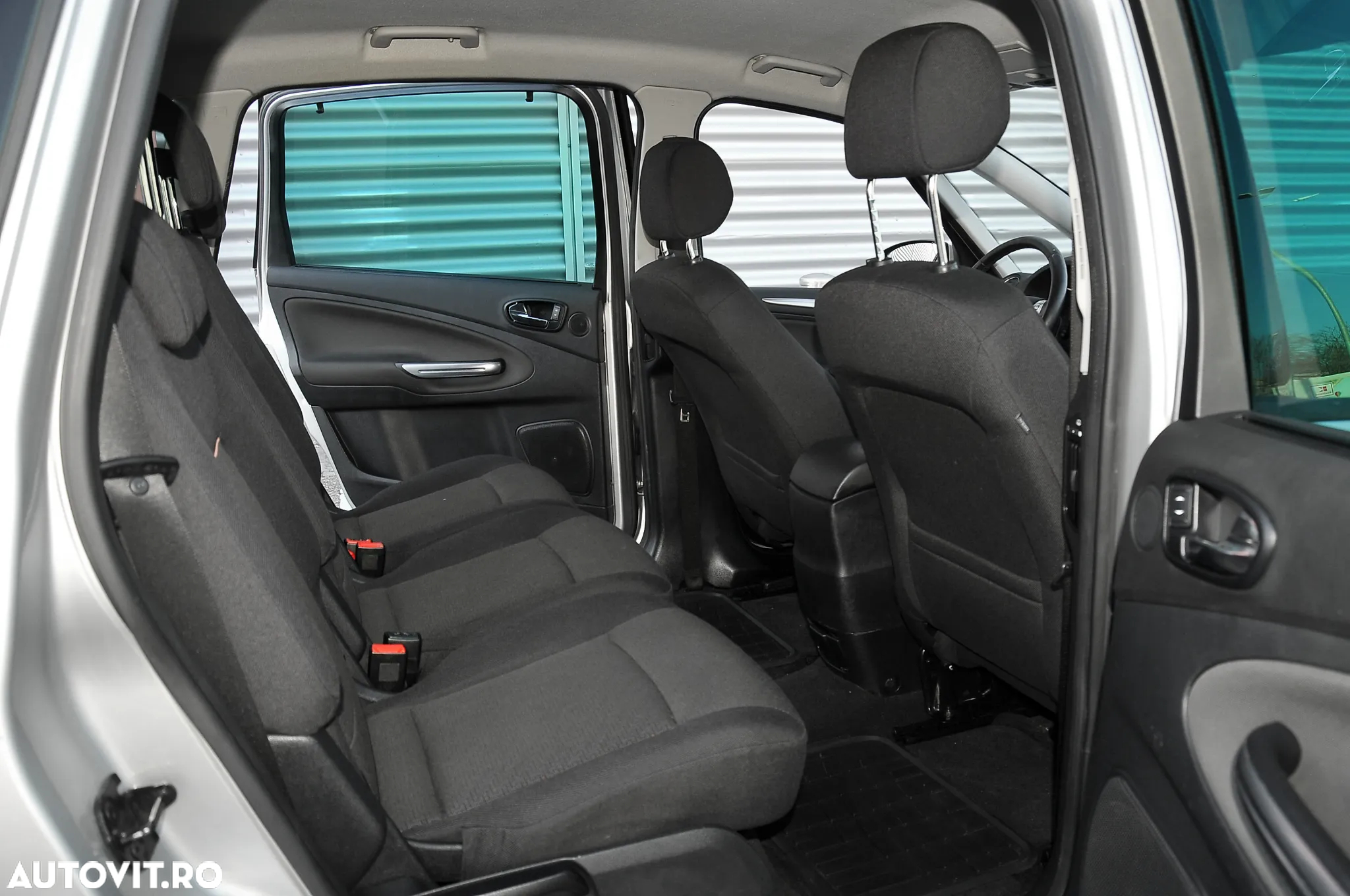 Ford S-Max 2.0 TDCi DPF Titanium - 12