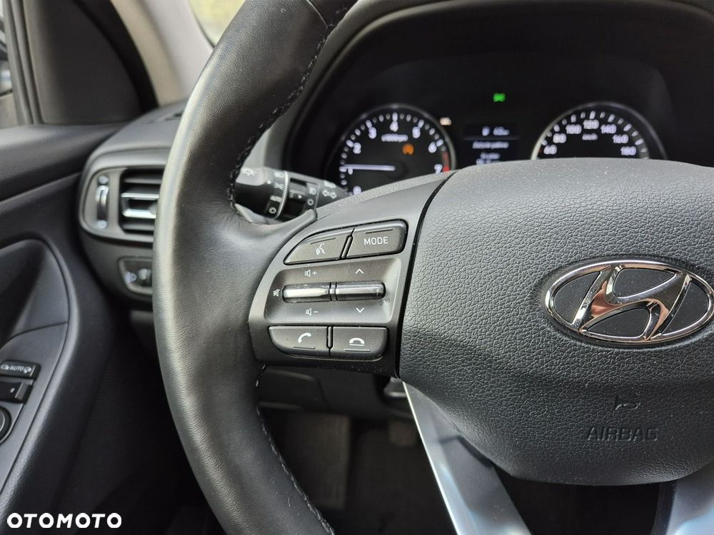 Hyundai i30 1.0 T-GDI Smart - 22