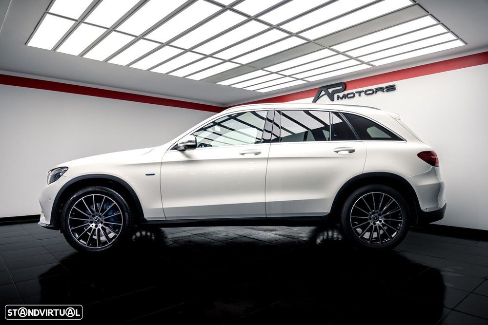 Mercedes-Benz GLC 350 e 4Matic 7G-TRONIC AMG Line - 2