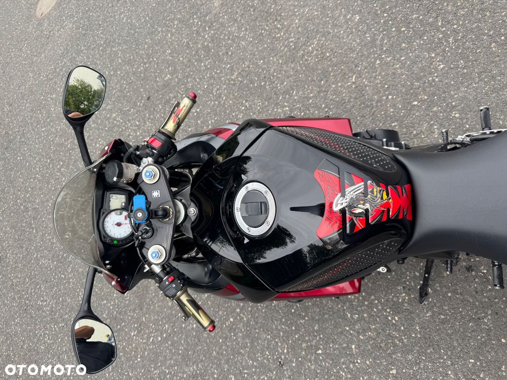 Suzuki GSX-R - 8