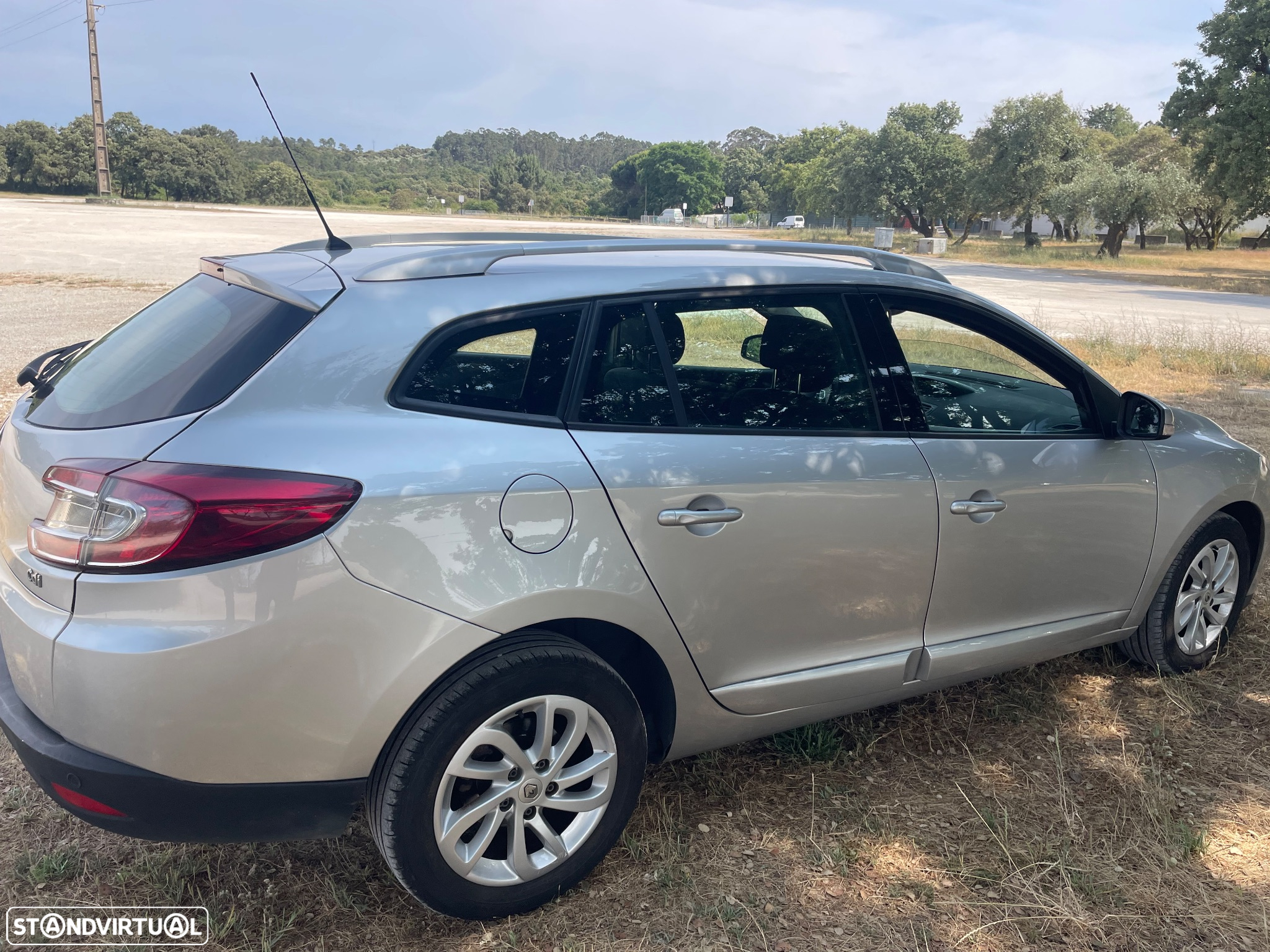 Renault Mégane Sport Tourer 1.5 dCi Dynamique - 4