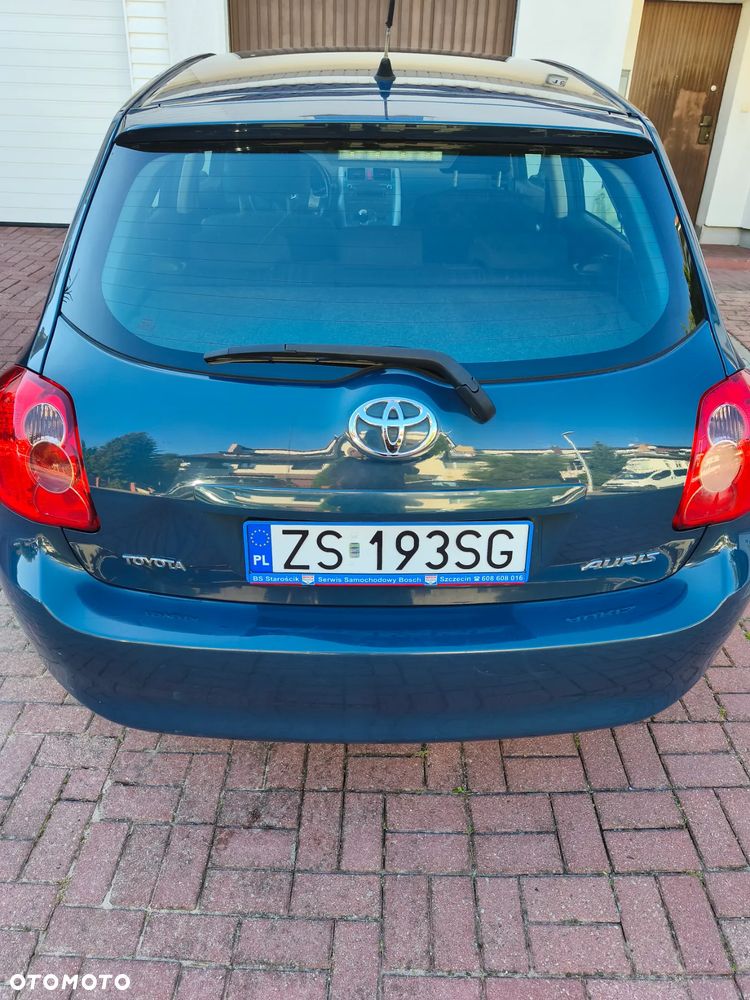 Toyota Auris 1.6 Sol - 5