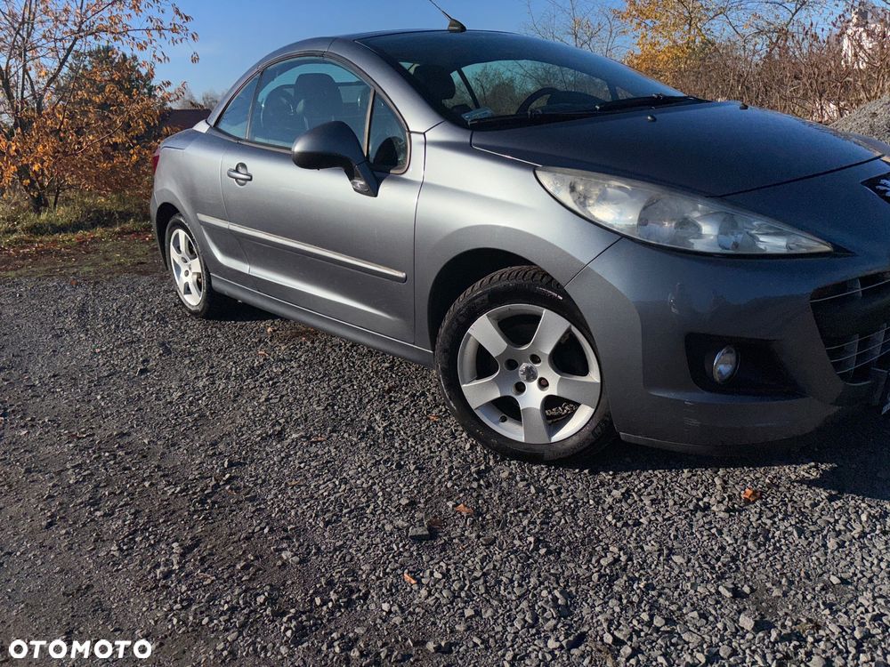 Peugeot 207 CC - 1