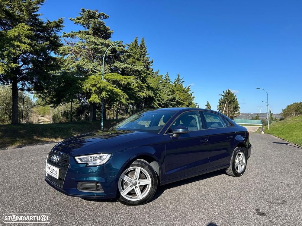 Audi A3 Limousine 30 TDI Design - 3