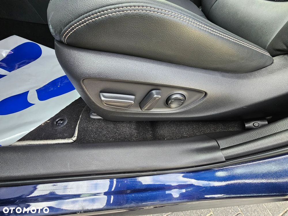 Toyota RAV4 2.5 Hybrid Executive 4x4 - 25