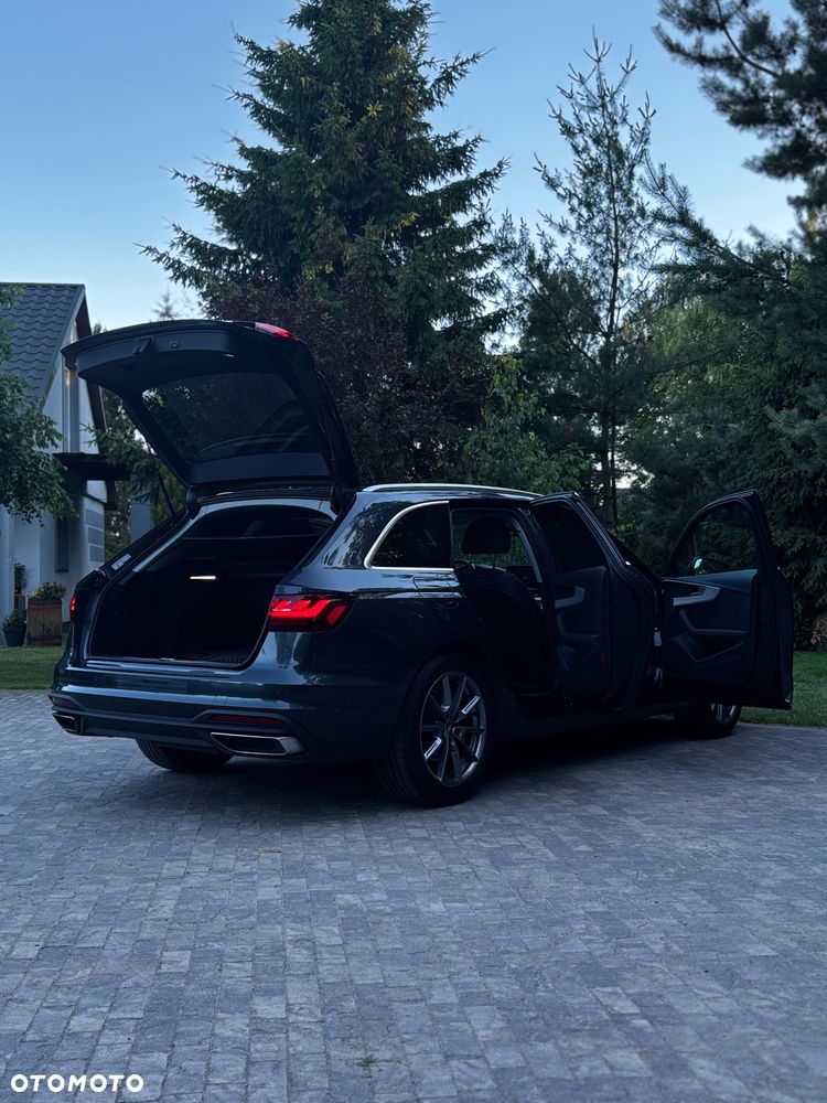Audi A4 Avant 30 TDI S tronic - 16