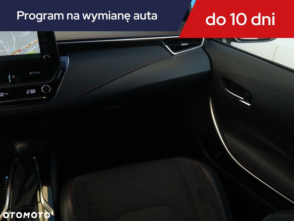 Toyota Corolla - 10