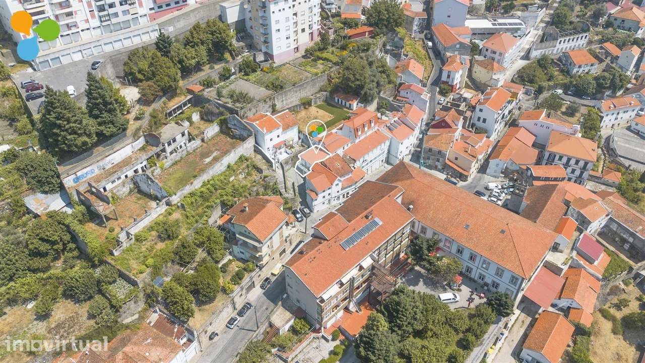 Prédio com dois T0 - Centro da Covilhã - Grande imagem: 2/28