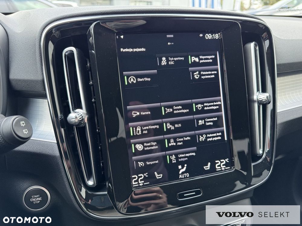 Volvo XC 40 - 22