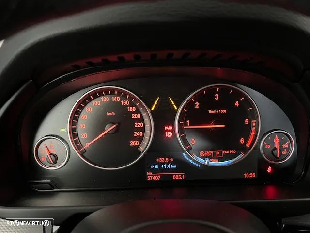 BMW X5 25 d sDrive Comfort 7L - 6