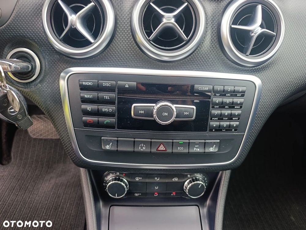 Mercedes-Benz Klasa A 200 CDI (BlueEFFICIENCY) Urban - 24