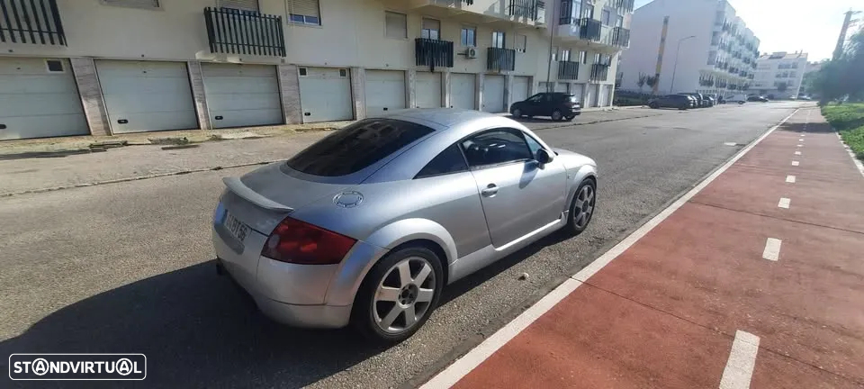 Audi TT Coupé 1.8 T - 2