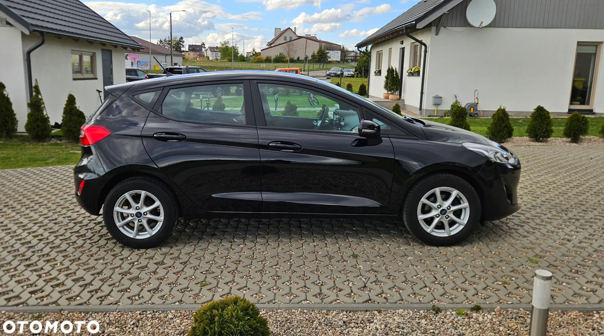 Ford Fiesta 1.1 S&S TITANIUM - 18