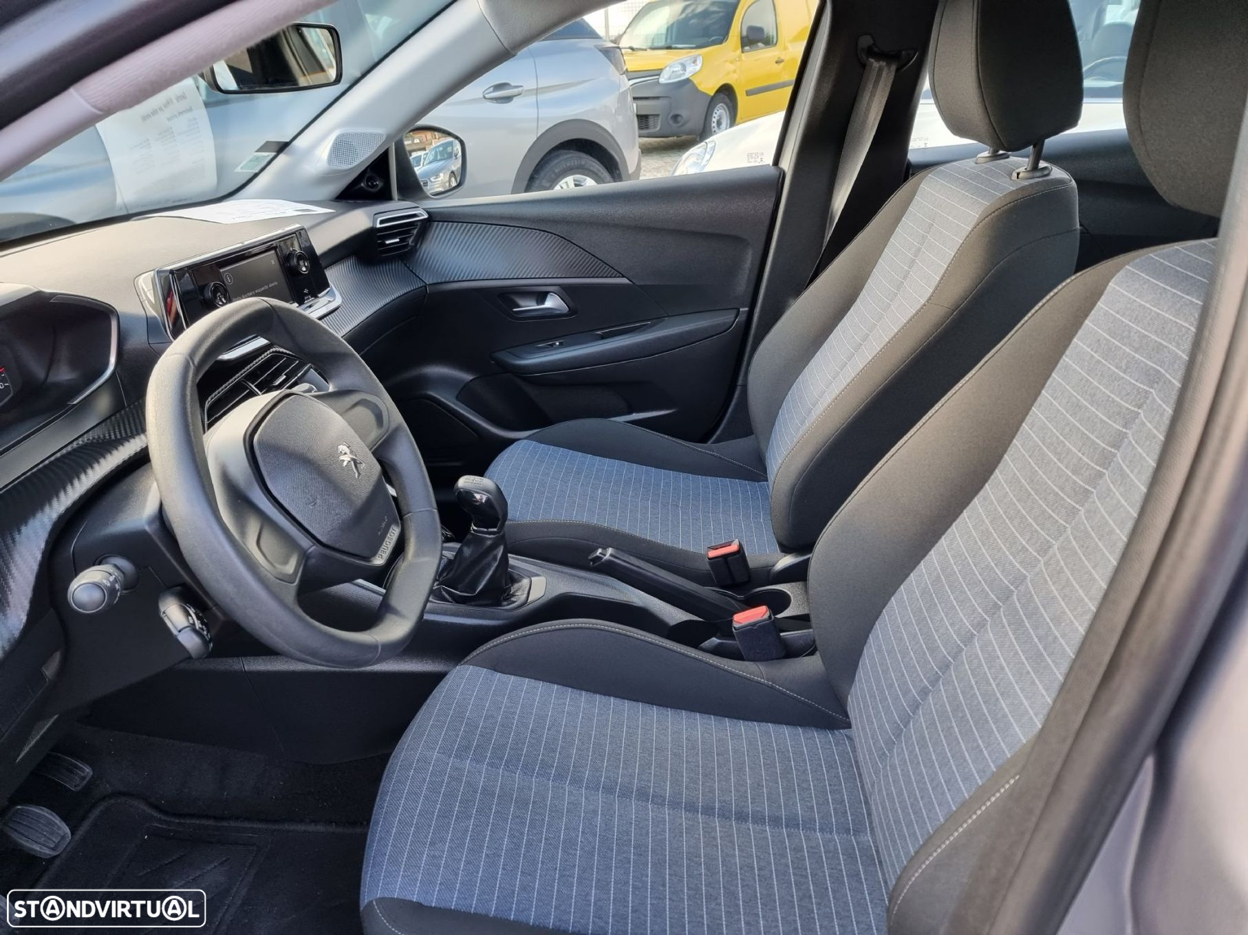 Peugeot 208 1.2 PureTech Active - 8