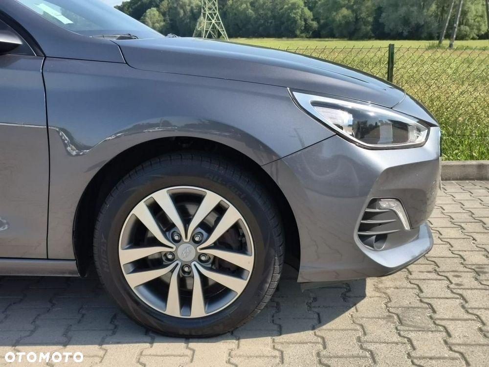 Hyundai i30 - 21