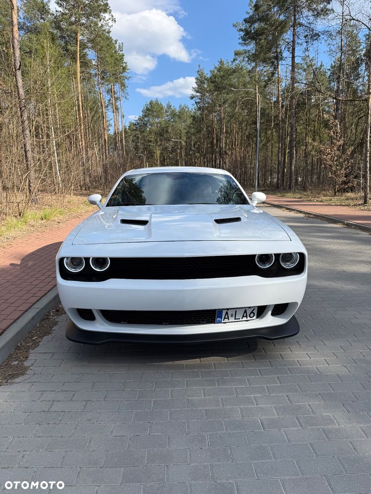 Dodge Challenger - 6
