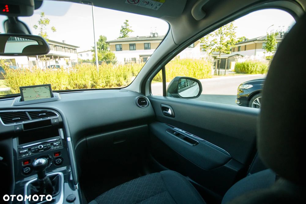 Peugeot 3008 120 VTi Premium - 29