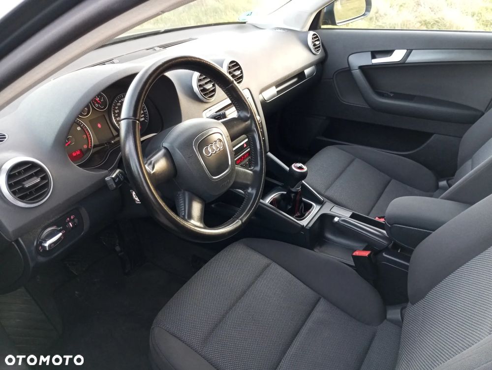 Audi A3 Sportback - 5