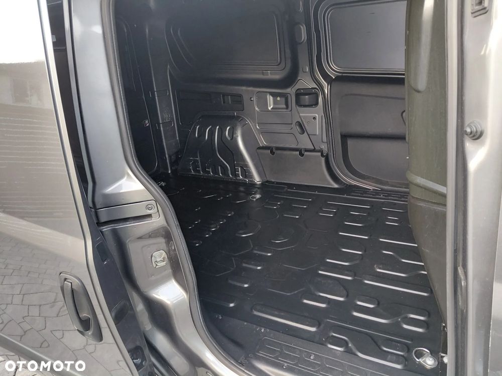 Fiat DOBLO - 16